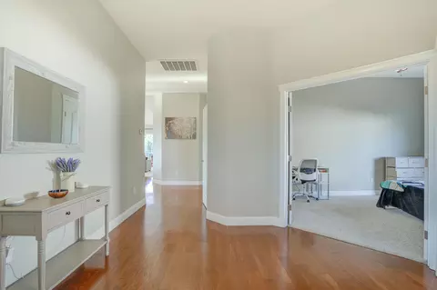 1235 Chandon Ct, Redding, CA 96003 photo 5