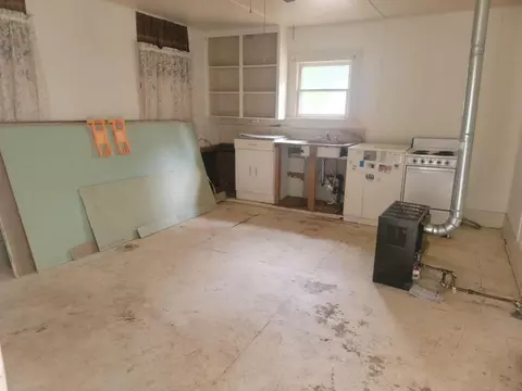 20288 Cedar St, Burney, CA 96013 photo 3