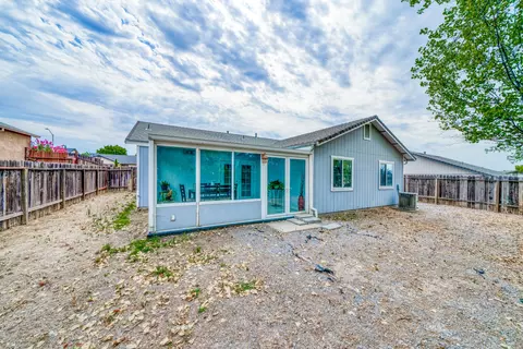 882 Montcrest Dr, Redding, CA 96003 photo 20