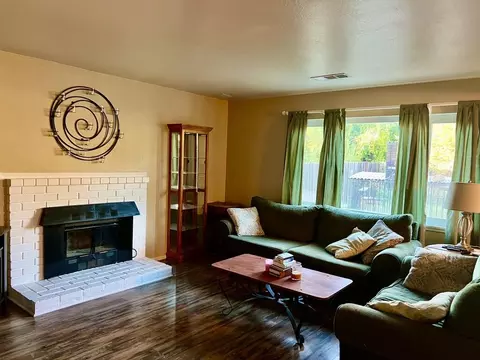 630 Walton Dr, Red Bluff, CA 96080 photo 6
