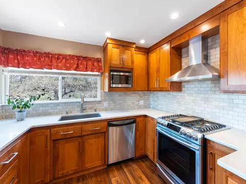 7798 Justice Mine Rd, Redding, CA 96001 photo 4