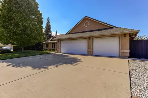 7741 Pit Rd, Redding, CA 96001 photo 3