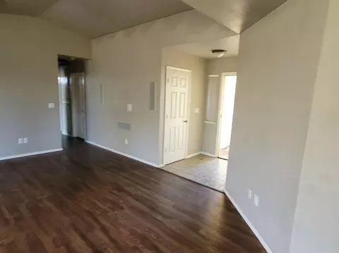 1030 Dara Ct, Redding, CA 96003 photo 11