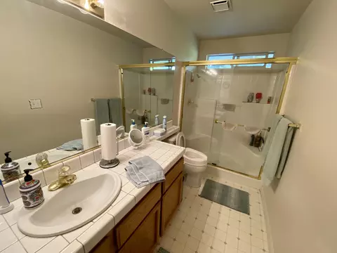 3042 Sunglow Dr, Redding, CA 96001 photo 8
