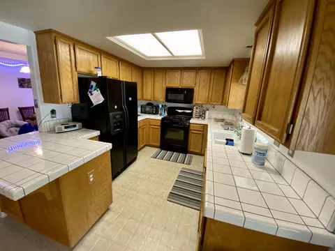 3042 Sunglow Dr, Redding, CA 96001 photo 4