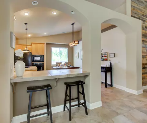 697 San Gabriel St, Redding, CA 96003 photo 15