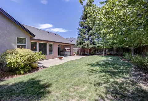 697 San Gabriel St, Redding, CA 96003 photo 41