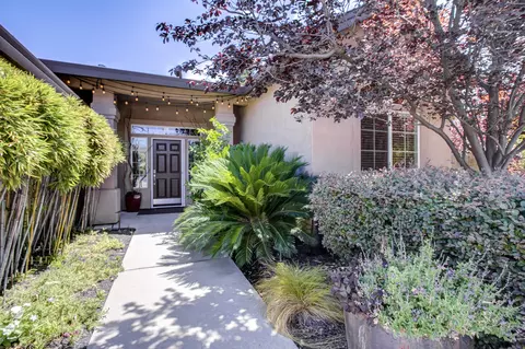 697 San Gabriel St, Redding, CA 96003 photo 4