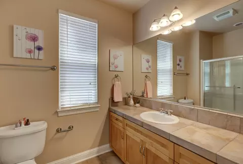 697 San Gabriel St, Redding, CA 96003 photo 34