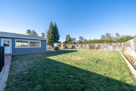 3345 Capricorn Way, Redding, CA 96002 photo 30