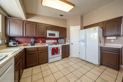 3345 Capricorn Way, Redding, CA 96002 photo 13