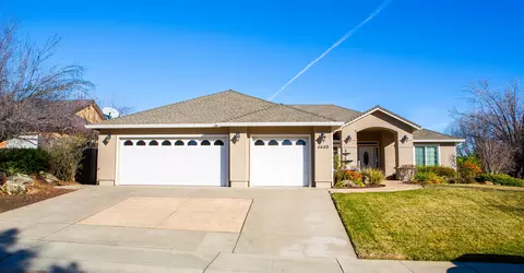 4608 Mayo Ct, Redding, CA 96001 photo 5