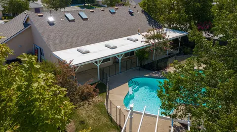 4392 Wild Lilac Ct, Redding, CA 96001 photo 6