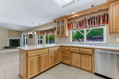 4392 Wild Lilac Ct, Redding, CA 96001 photo 25