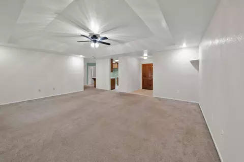 3638 Cherrywood Dr, Redding, CA 96002 photo 7