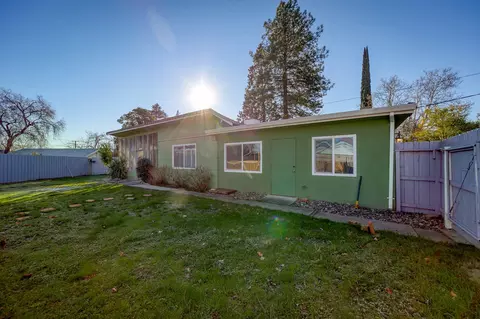 2031 Athens Ave, Redding, CA 96001 photo 35