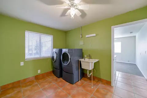 2031 Athens Ave, Redding, CA 96001 photo 28