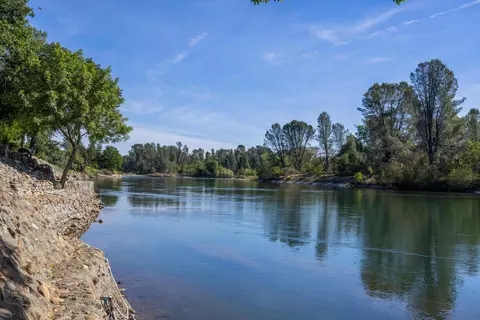 6189 Riverside Dr, Redding, CA 96001 photo 17