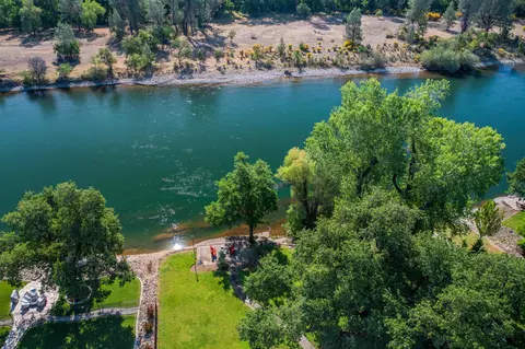 6189 Riverside Dr, Redding, CA 96001 photo 18