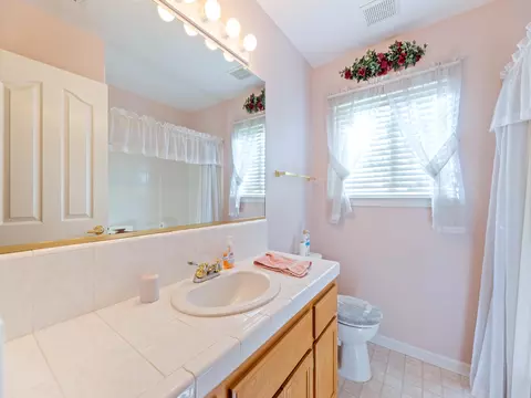 5926 Beaumont Dr, Redding, CA 96003 photo 15