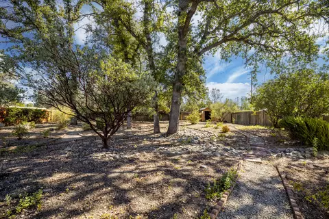5926 Beaumont Dr, Redding, CA 96003 photo 25
