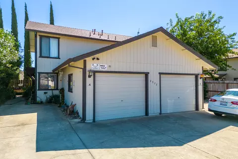 2577 Sabre Ct, Redding, CA 96002 photo 3