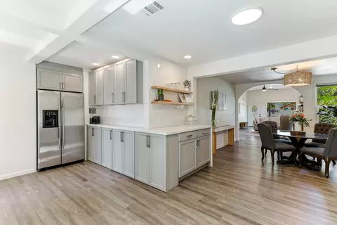 1056 Gilbert St, Redding, CA 96001 photo 13