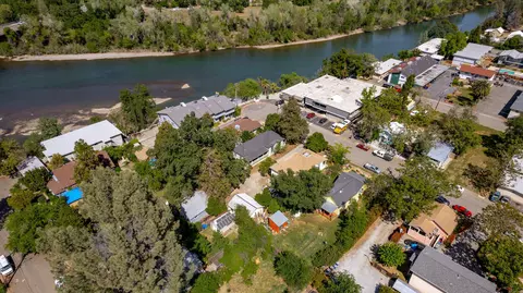 1056 Gilbert St, Redding, CA 96001 photo 41