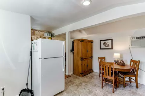 1056 Gilbert St, Redding, CA 96001 photo 30