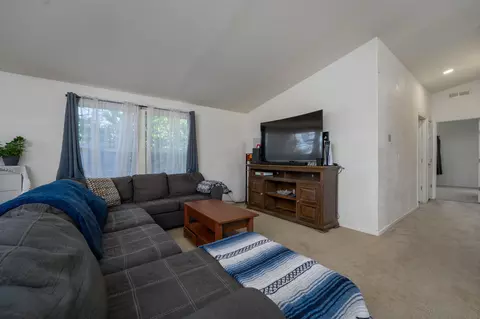 1055 Sunrise Dr, Red Bluff, CA 96080 photo 6