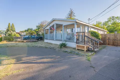 1055 Sunrise Dr, Red Bluff, CA 96080 photo 3