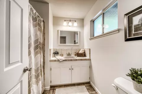 2521 Belladonna St, Redding, CA 96002 photo 18
