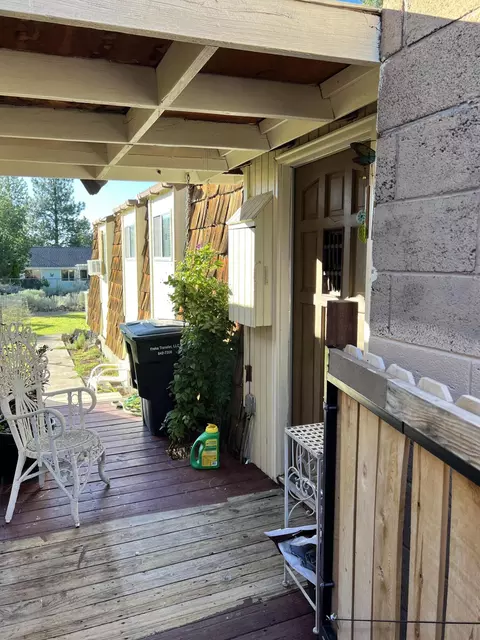 16741 Sanders Rd, Weed, CA 96094 photo 4