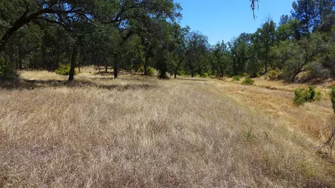 30 Acres Aloha Rd, Bella Vista, CA 96008