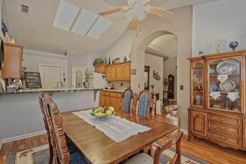 2094 Quartz Way, Redding, CA 96001 photo 17