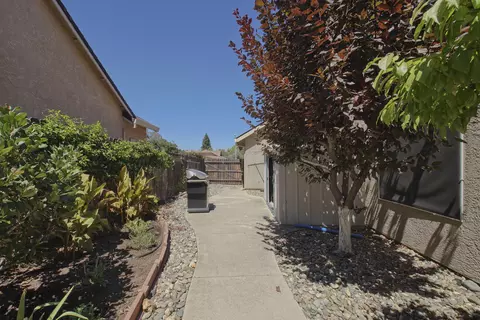 2094 Quartz Way, Redding, CA 96001 photo 48