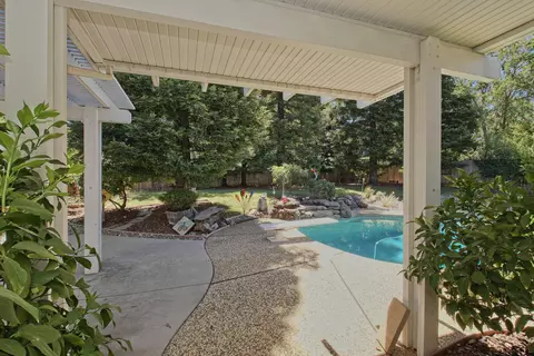 2094 Quartz Way, Redding, CA 96001 photo 39