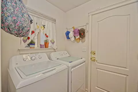 2094 Quartz Way, Redding, CA 96001 photo 24