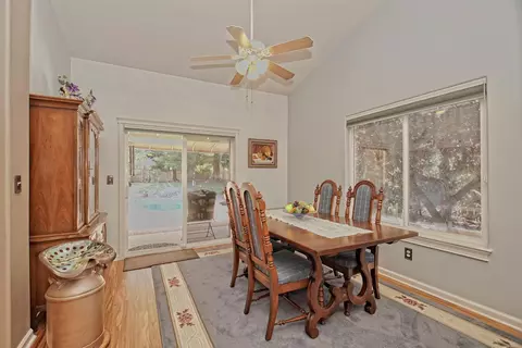 2094 Quartz Way, Redding, CA 96001 photo 18