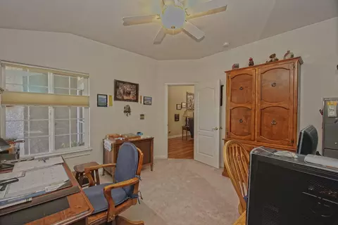 2094 Quartz Way, Redding, CA 96001 photo 13