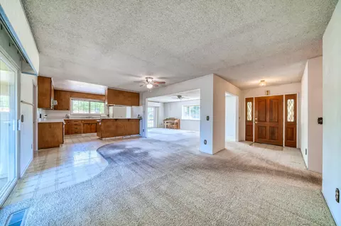 22867 Oak View Dr, Red Bluff, CA 96080 photo 4