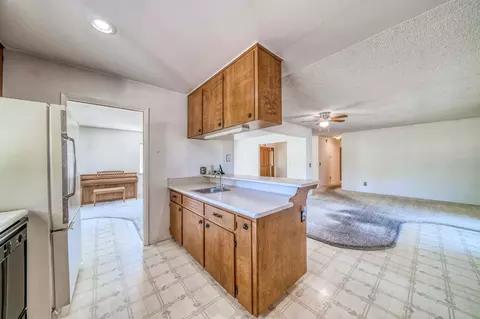 22867 Oak View Dr, Red Bluff, CA 96080 photo 6