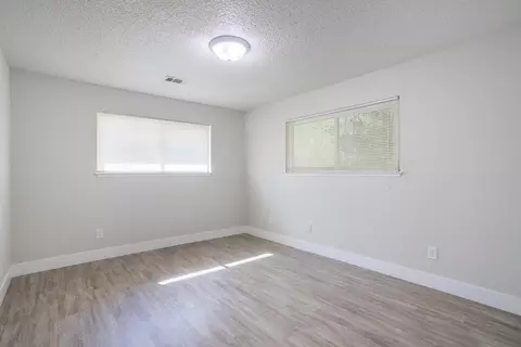 2155 Skyline Dr, Redding, CA 96001 photo 7