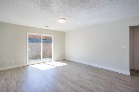 2155 Skyline Dr, Redding, CA 96001 photo 8