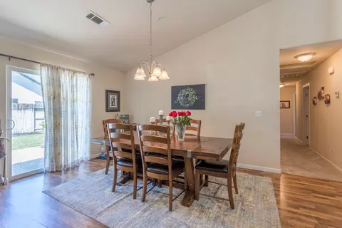 7202 Legacy Ct, Redding, CA 96001 photo 8