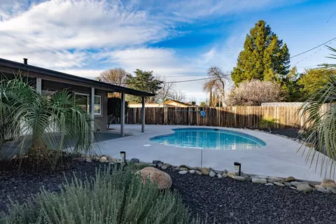 4975 Alta Rico Dr, Redding, CA 96002 photo 21