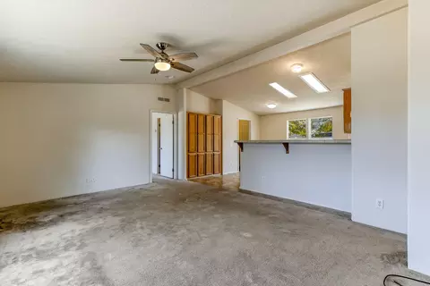 585 St Marks St, Redding, CA 96003 photo 8