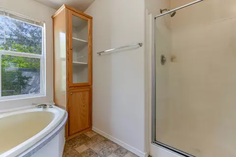 585 St Marks St, Redding, CA 96003 photo 23