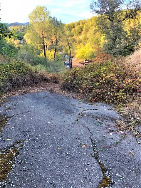22169 Ravine Ct, Redding, CA 96003 photo 5