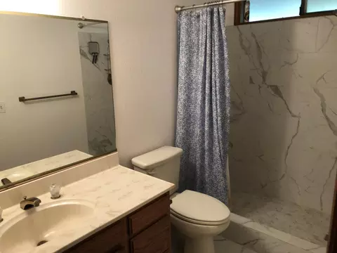 1844 Tiburon Dr, Redding, CA 96003 photo 13